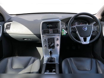 Used Volvo XC60 2017 for sale - 75879296: Photo