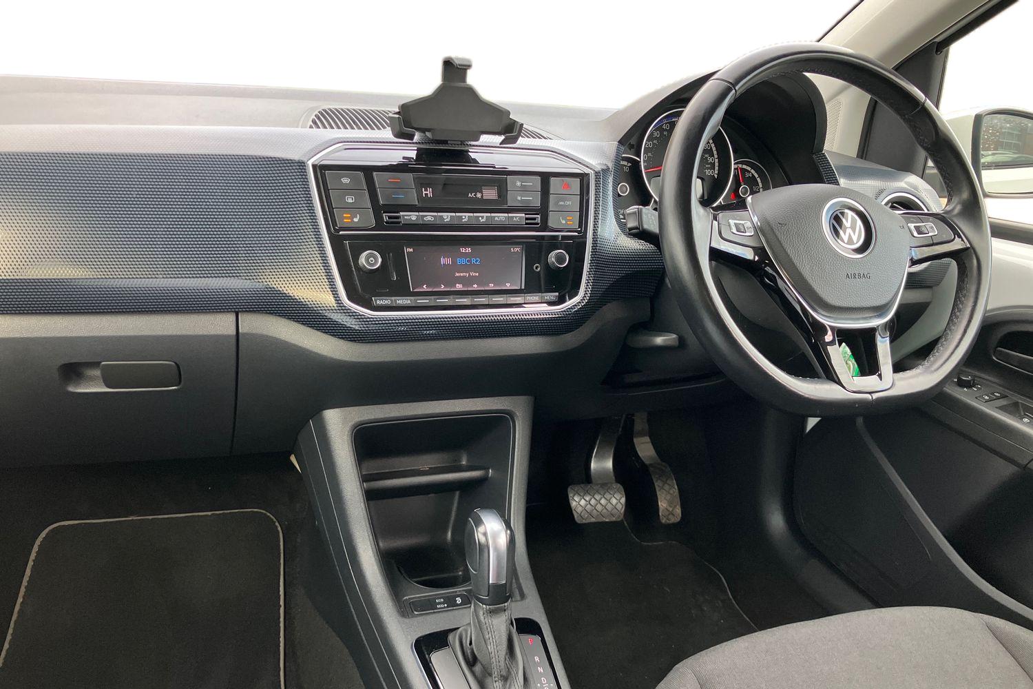 Used Volkswagen up! 2021 for sale - 76649308: Photo 4