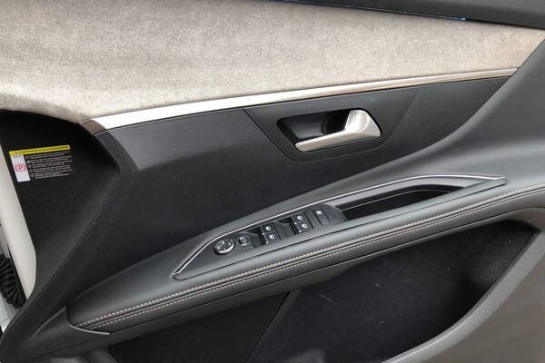Used Peugeot 5008 2021 for sale - 75329675: Photo 13