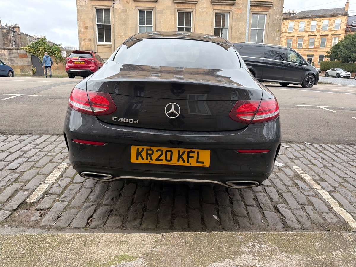 Used Mercedes-Benz C Class 2020 for sale - 77989668: Photo 4