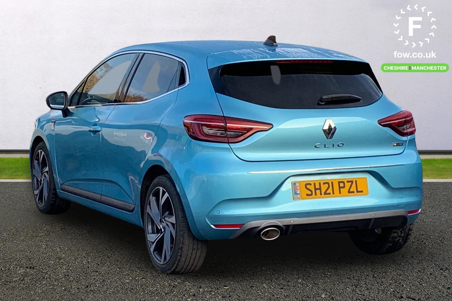 Used Renault Clio 2021 for sale - 76902520: Photo 2