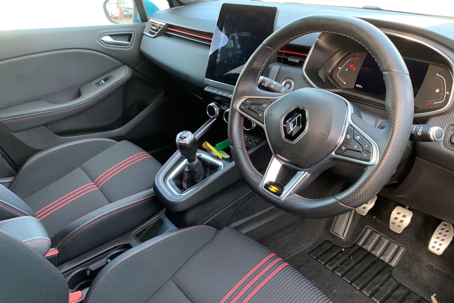 Used Renault Clio 2021 for sale - 76902520: Photo 3