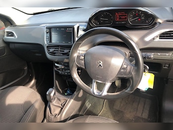 Used Peugeot 208 2019 for sale - 78968972: Photo