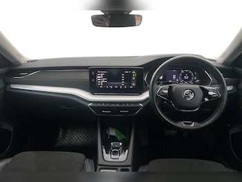 Used Skoda Octavia 2023 for sale - 77675082: Photo