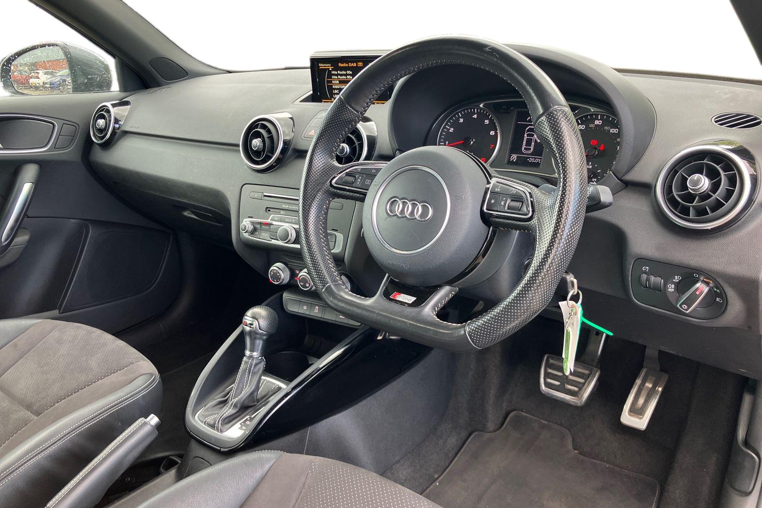 Used Audi A1 2017 for sale - 76171317: Photo 3