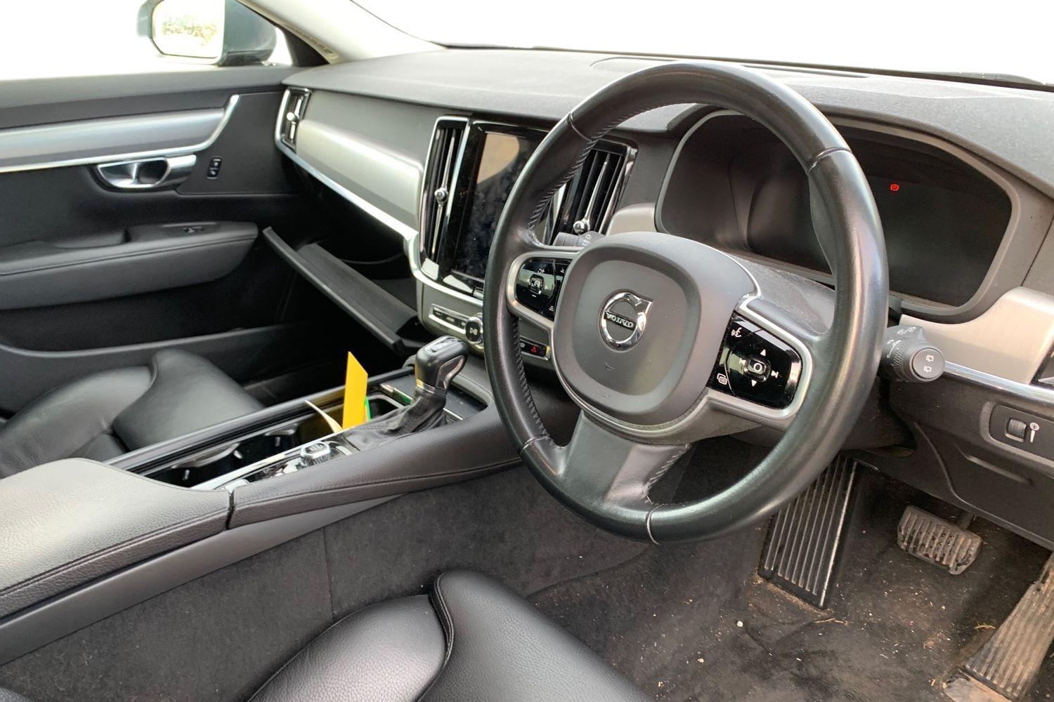 Used Volvo V90 2020 for sale - 76955514: Photo 3