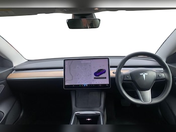 Used Tesla Model 3 2020 for sale - 76732441: Photo