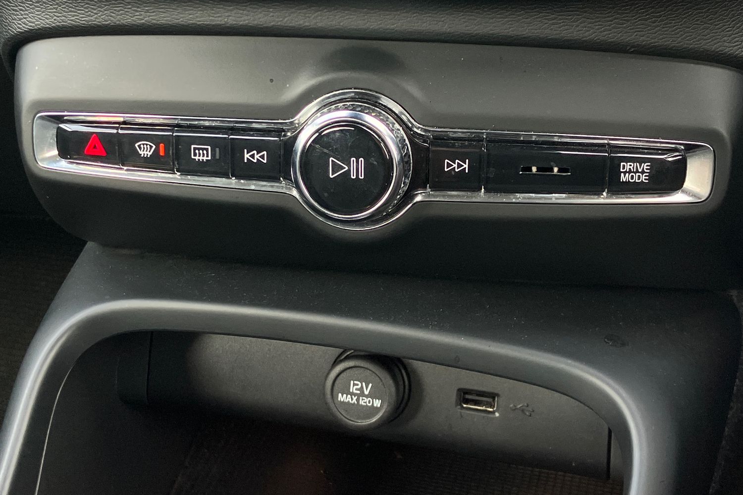 Used Volvo XC40 2020 for sale - 76406045: Photo 14