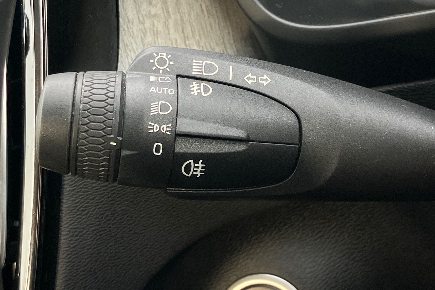 Used Volvo XC40 2020 for sale - 76406045: Photo 19