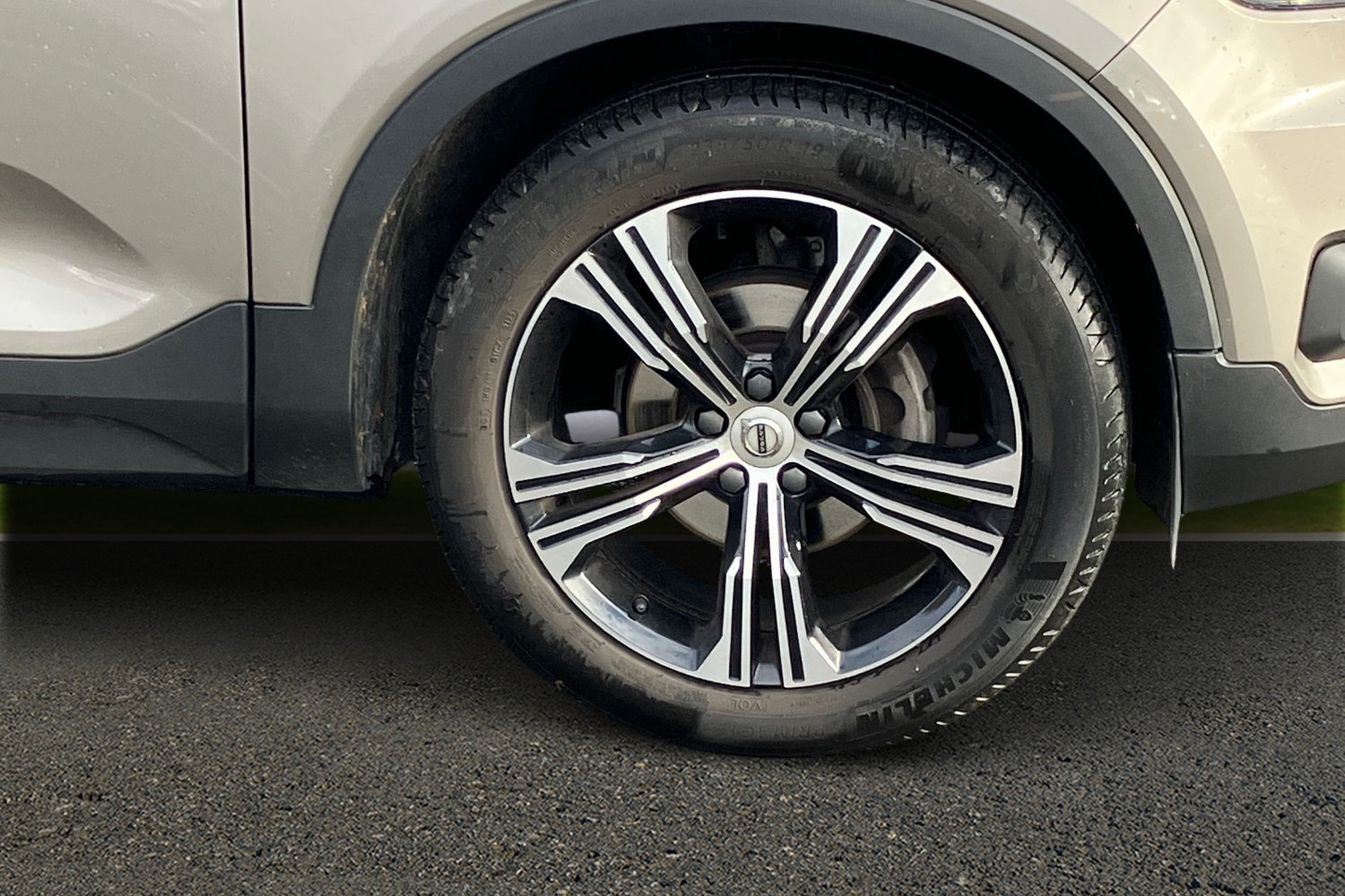 Used Volvo XC40 2020 for sale - 76406045: Photo 27