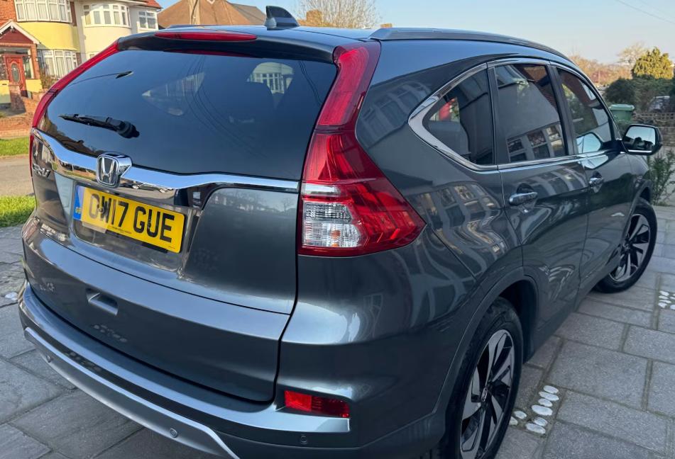 Used Honda CR-V 2017 for sale - 78120971: Photo 2