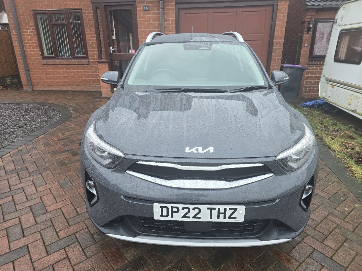 Used Kia Stonic 2022 for sale - 77546497: Photo 1