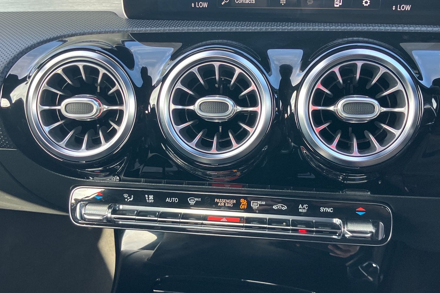 Used Mercedes-Benz A-Class 2018 for sale - 76774565: Photo 9