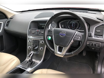 Used Volvo XC60 2016 for sale - 75824873: Photo