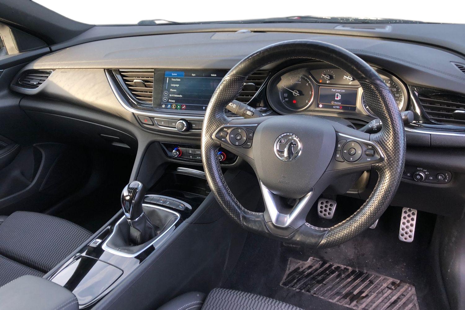 Used Vauxhall Insignia 2019 for sale - 76649246: Photo 3