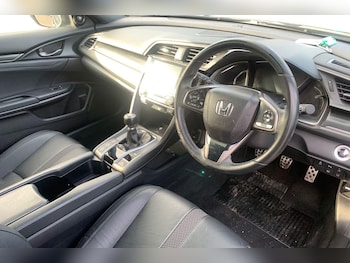 Used Honda Civic 2021 for sale - 76385516: Photo