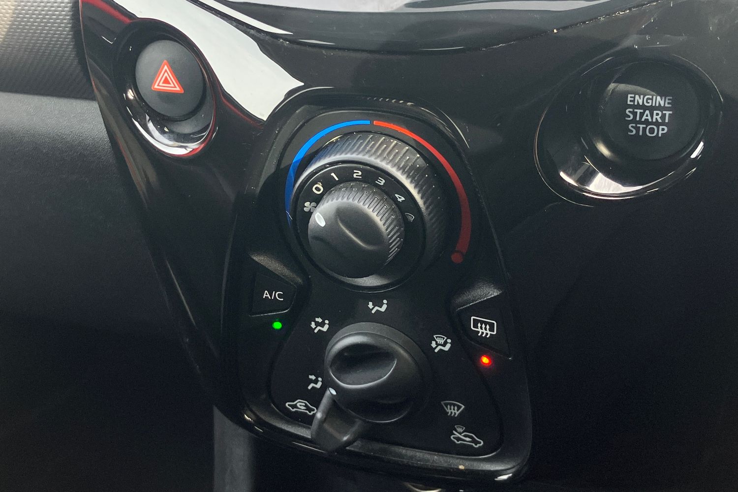 Used Peugeot 108 2021 for sale - 77628510: Photo 12