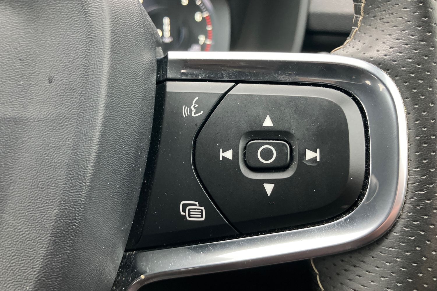 Used Volvo XC40 2018 for sale - 77638598: Photo 18