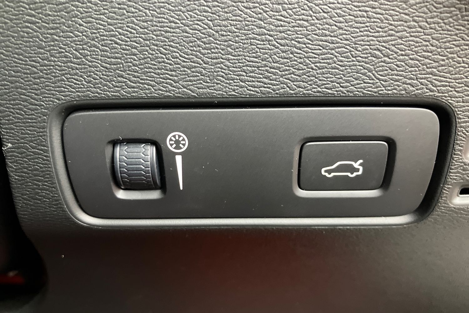 Used Volvo XC40 2018 for sale - 77638598: Photo 22