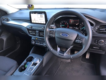 Used Ford Focus 2019 for sale - 76077401: Photo 3
