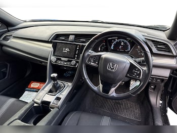 Used Honda Civic 2018 for sale - 76357658: Photo