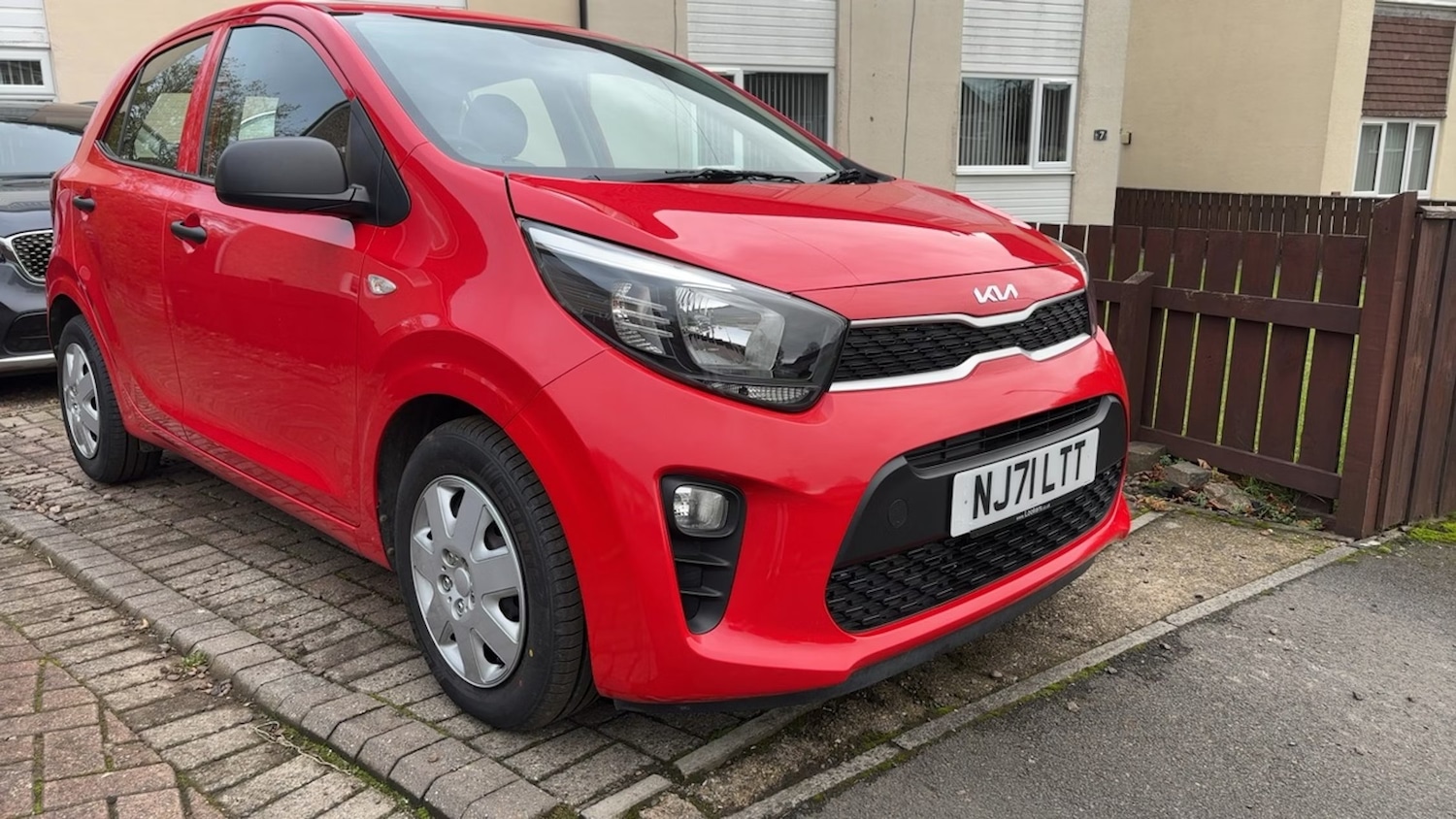 Used Kia Picanto 2021 for sale - 76546115: Photo 1