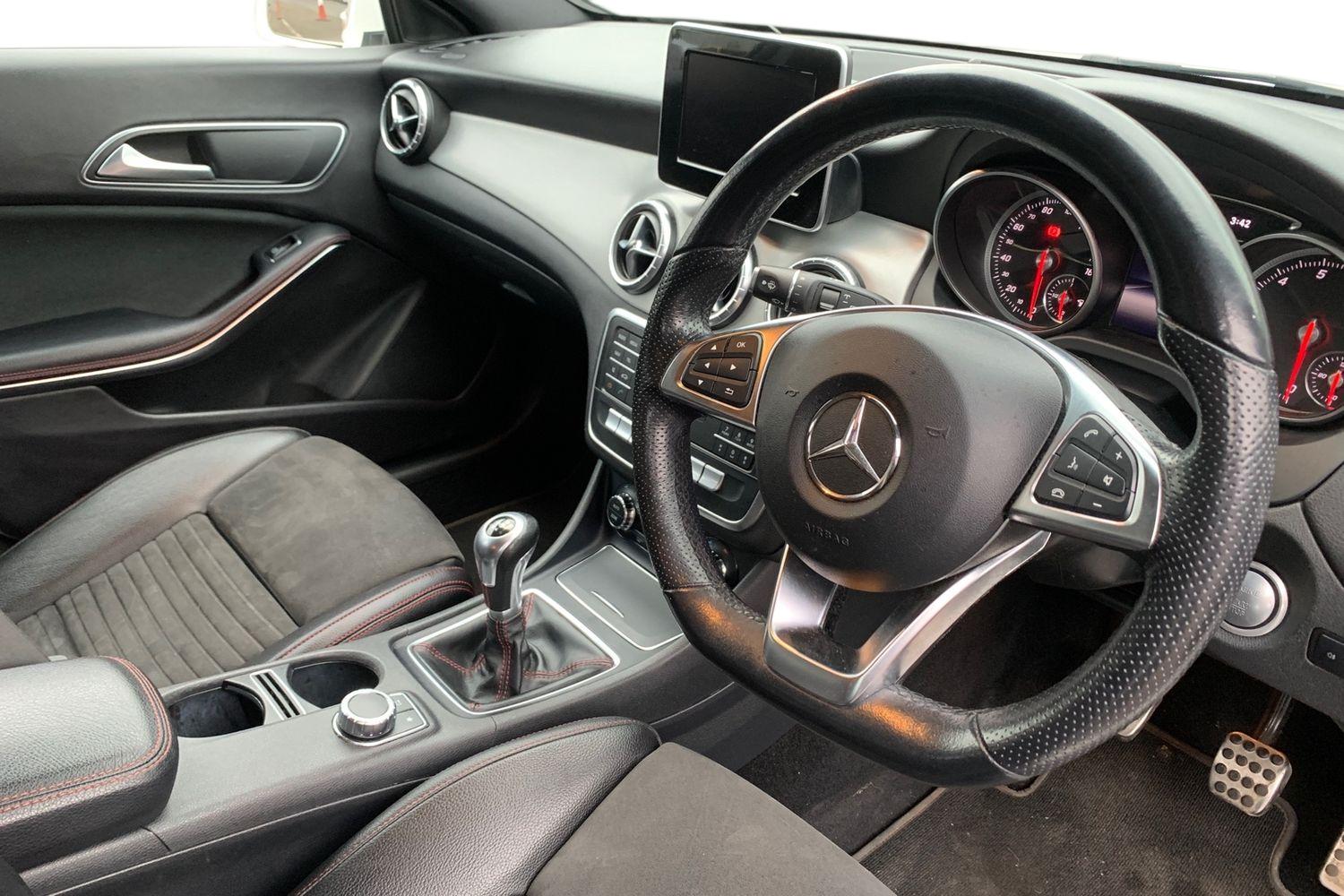 Used Mercedes-Benz CLA 2018 for sale - 77608244: Photo 3