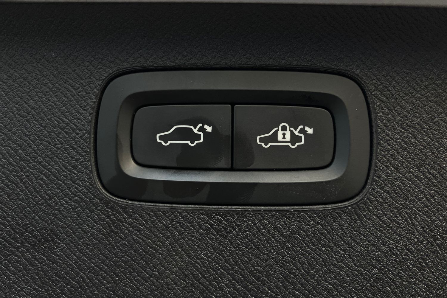 Used Volvo XC90 2018 for sale - 76509133: Photo 25