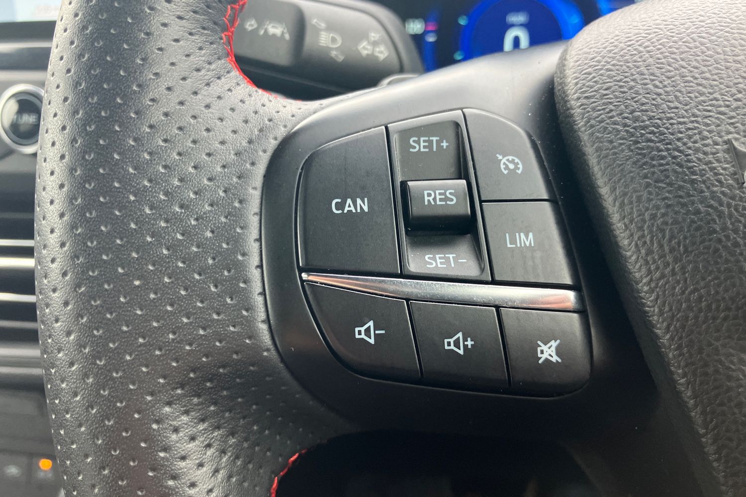 Used Ford Focus 2021 for sale - 75035461: Photo 12