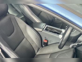 Used Volvo V60 2016 for sale - 77849291: Photo