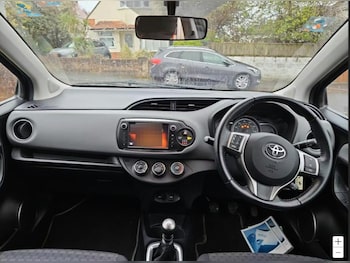 Used Toyota Yaris 2017 for sale - 78359698: Photo