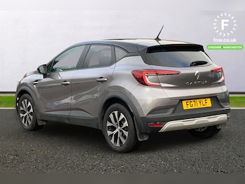 Used Renault Captur 2021 for sale - 76509151: Photo