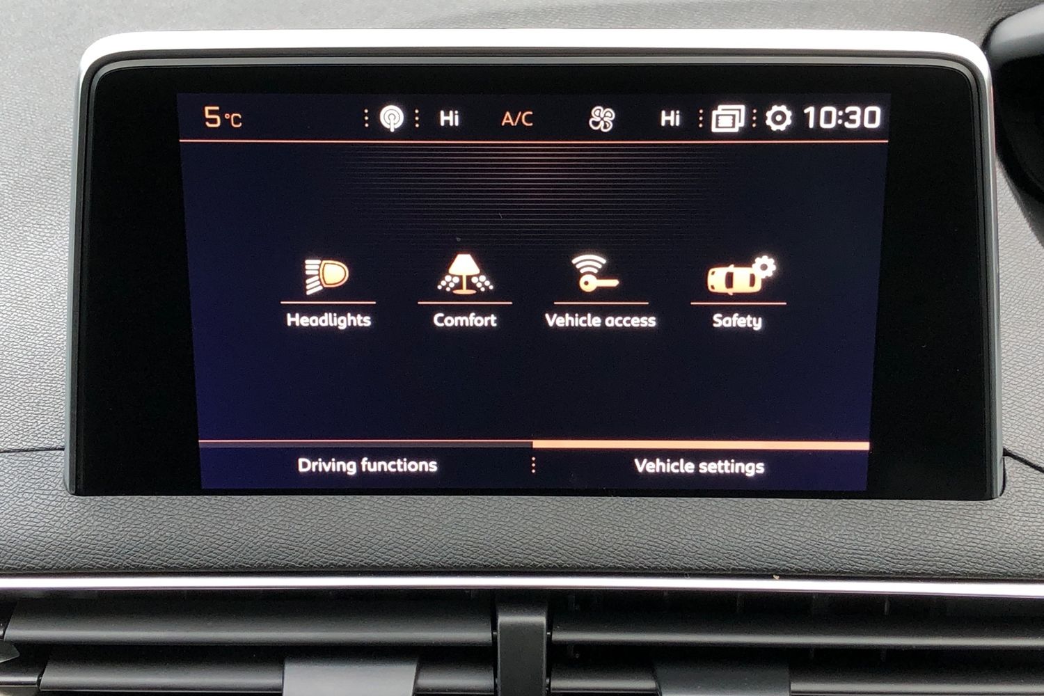 Used Peugeot 3008 2018 for sale - 76065215: Photo 11