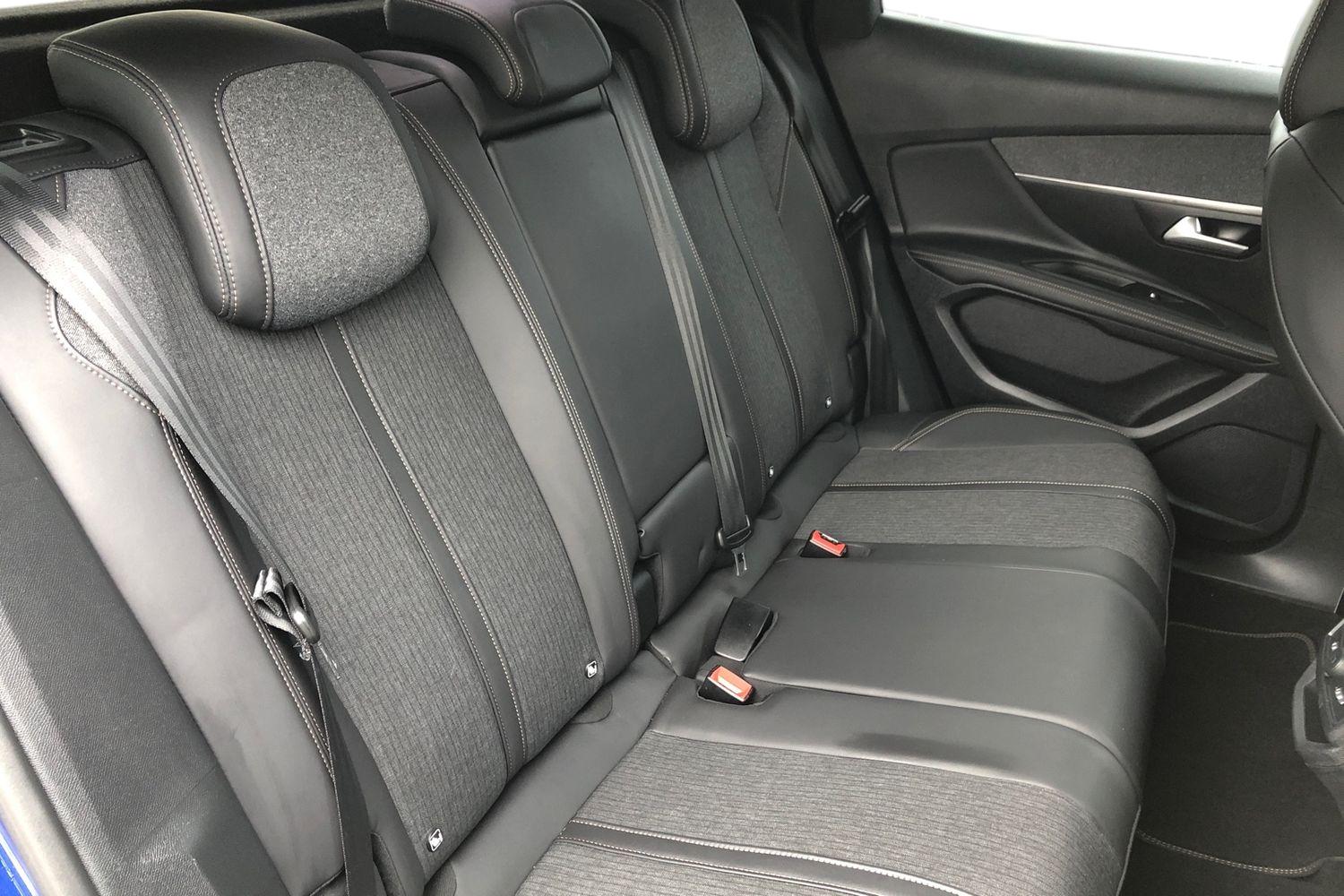 Used Peugeot 3008 2018 for sale - 76065215: Photo 17