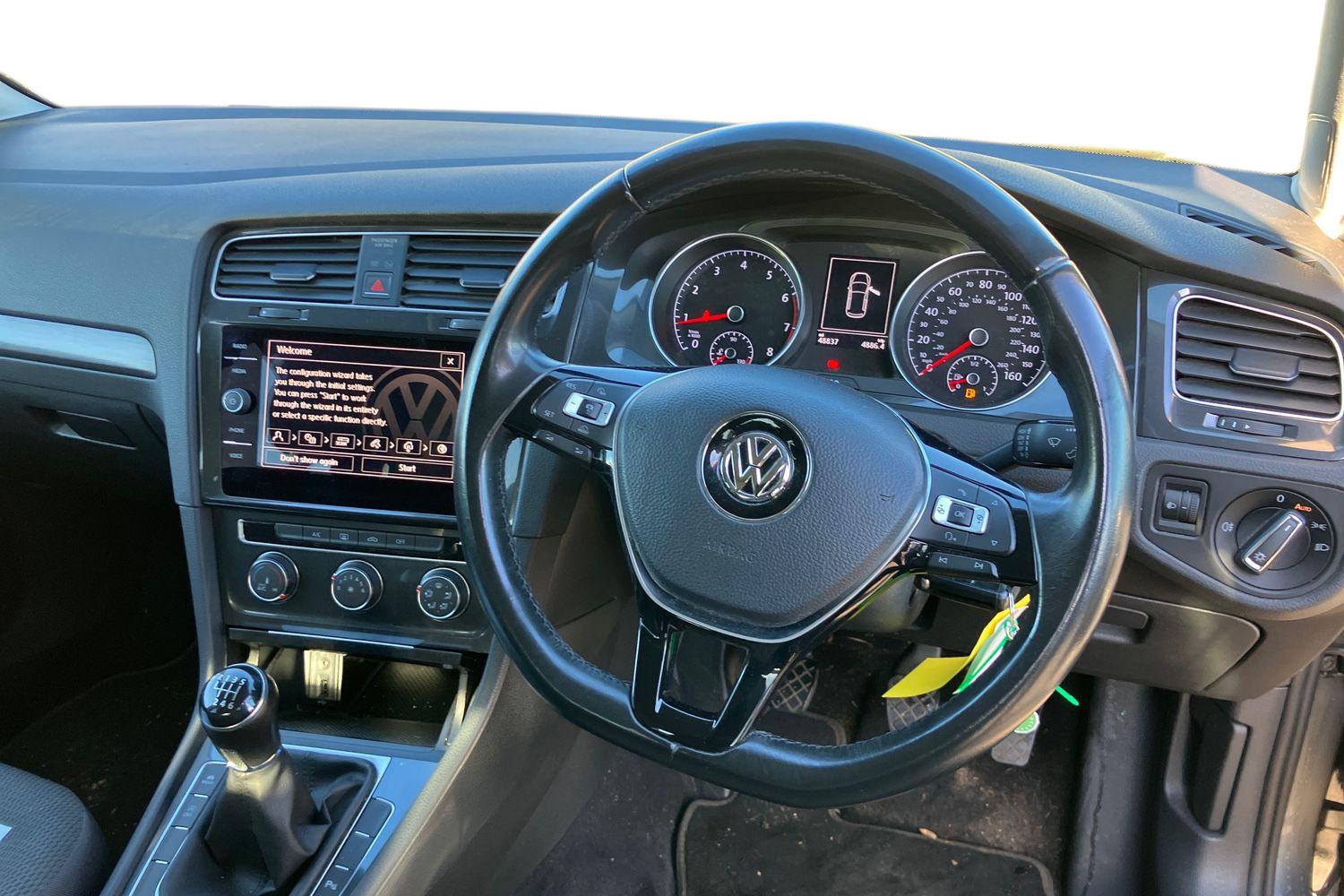 Used Volkswagen Golf 2017 for sale - 76630030: Photo 3