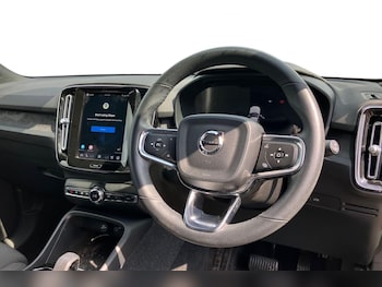 Used Volvo XC40 2023 for sale - 78976027: Photo