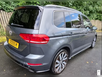 Used Volkswagen Touran 2018 for sale - 75825237: Photo