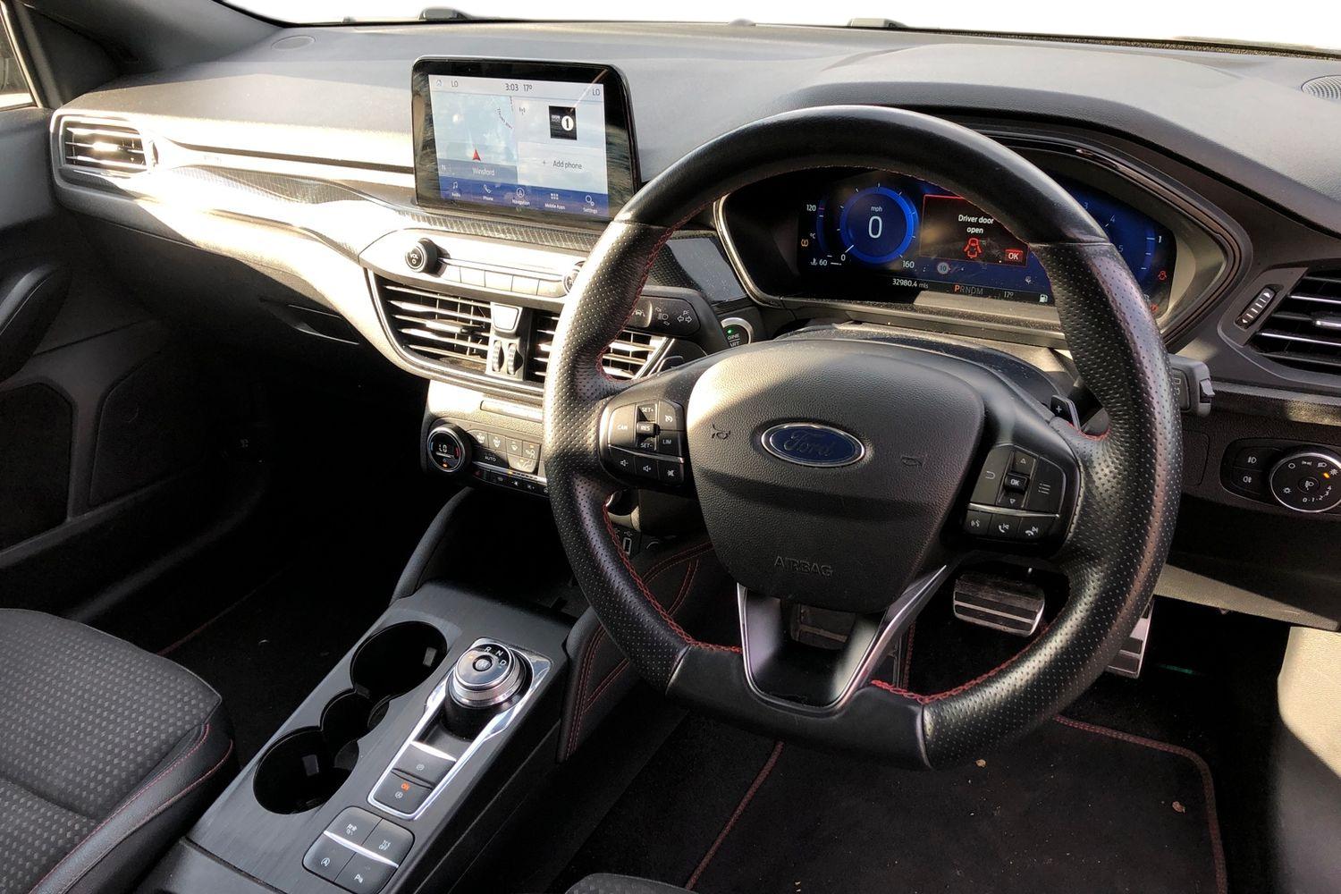 Used Ford Focus 2021 for sale - 76206810: Photo 3