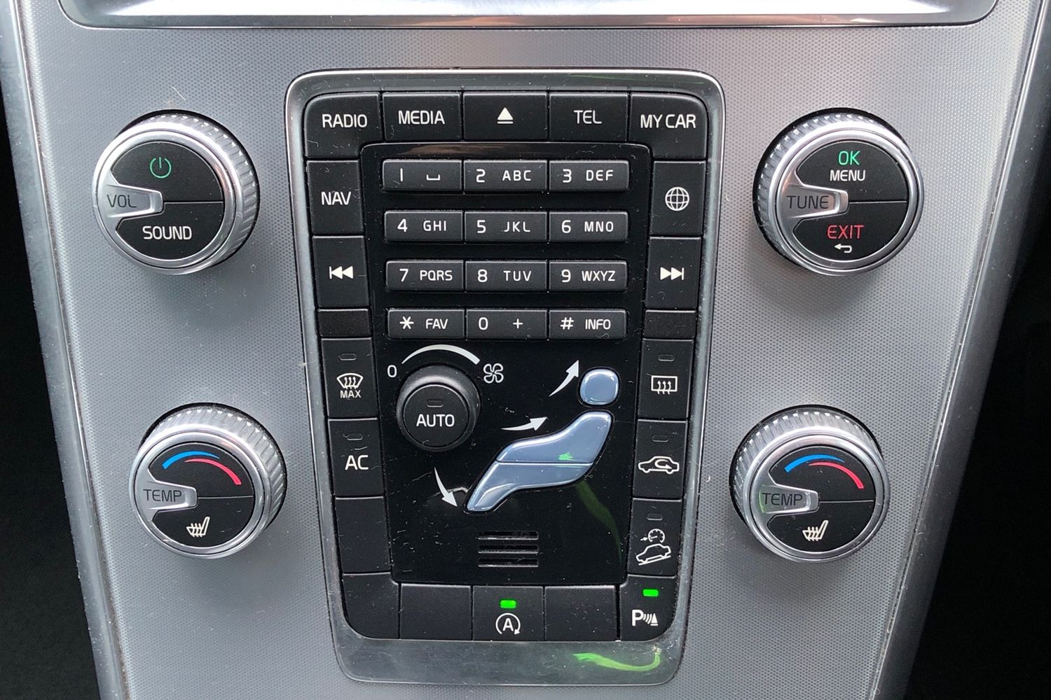 Used Volvo XC60 2017 for sale - 76662146: Photo 10