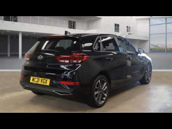 Used Hyundai i30 2021 for sale - 74710700: Photo