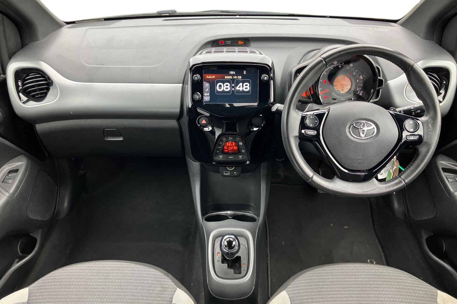 Used Toyota AYGO 2021 for sale - 76442628: Photo 3