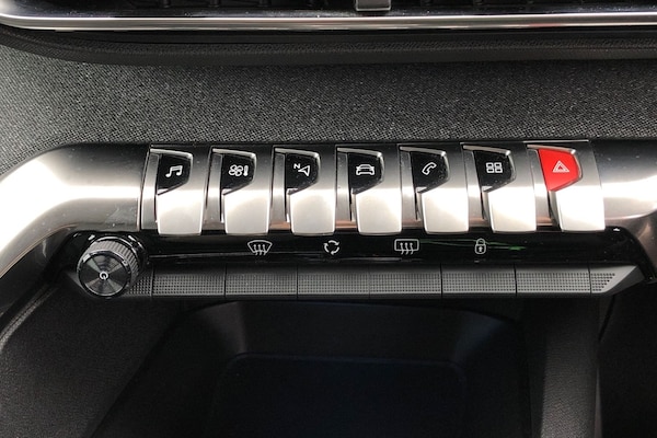 Used Peugeot 3008 2019 for sale - 75283808: Photo 10