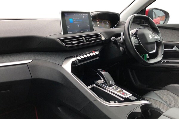 Used Peugeot 3008 2019 for sale - 75283808: Photo 4