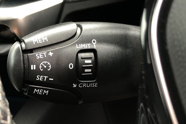 Used Peugeot 3008 2019 for sale - 75283808: Photo 6