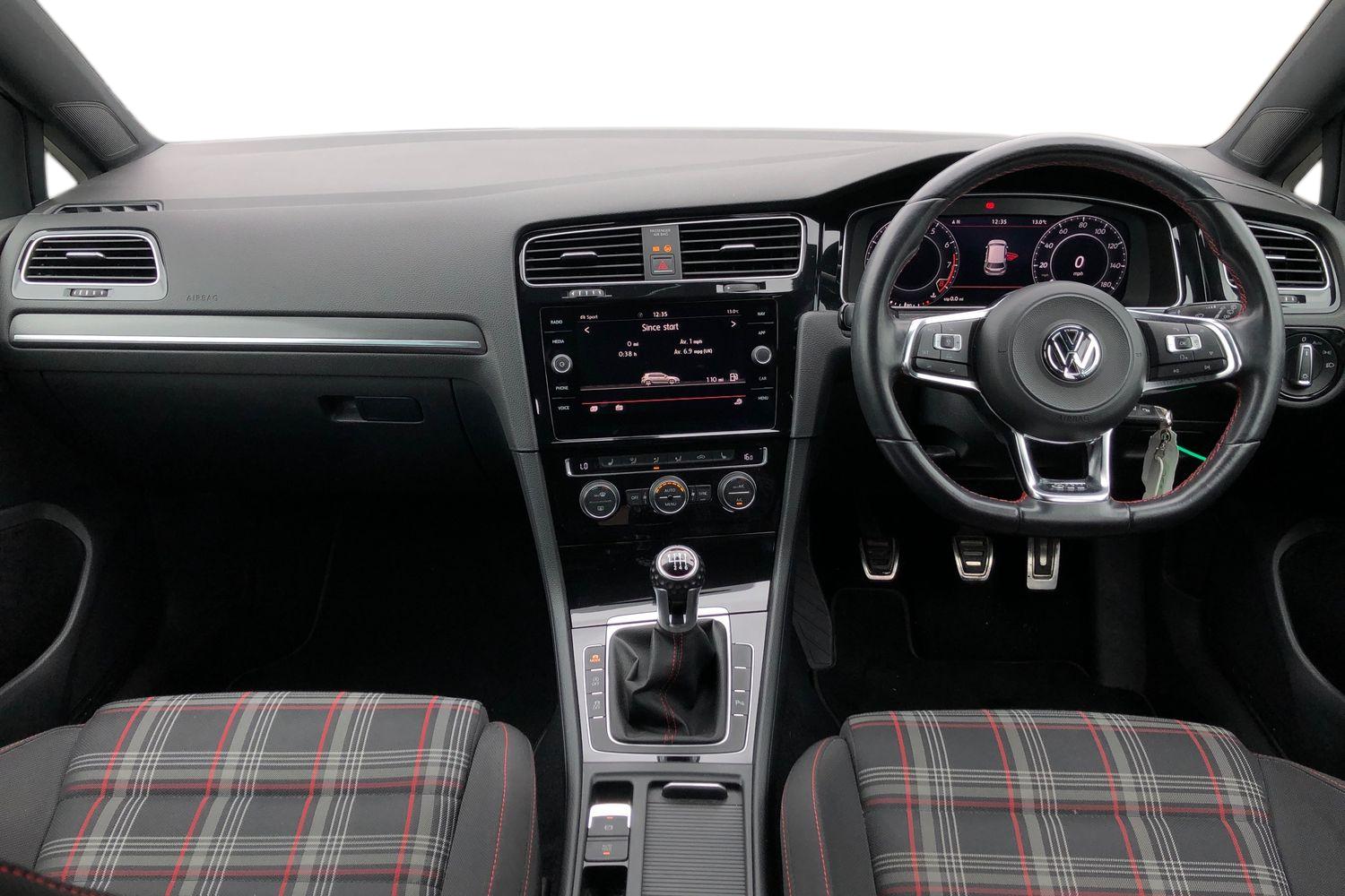 Used Volkswagen Golf 2018 for sale - 76115164: Photo 3