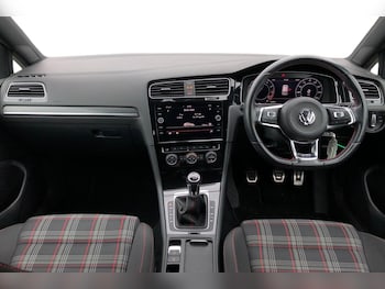 Used Volkswagen Golf 2018 for sale - 76115164: Photo 3