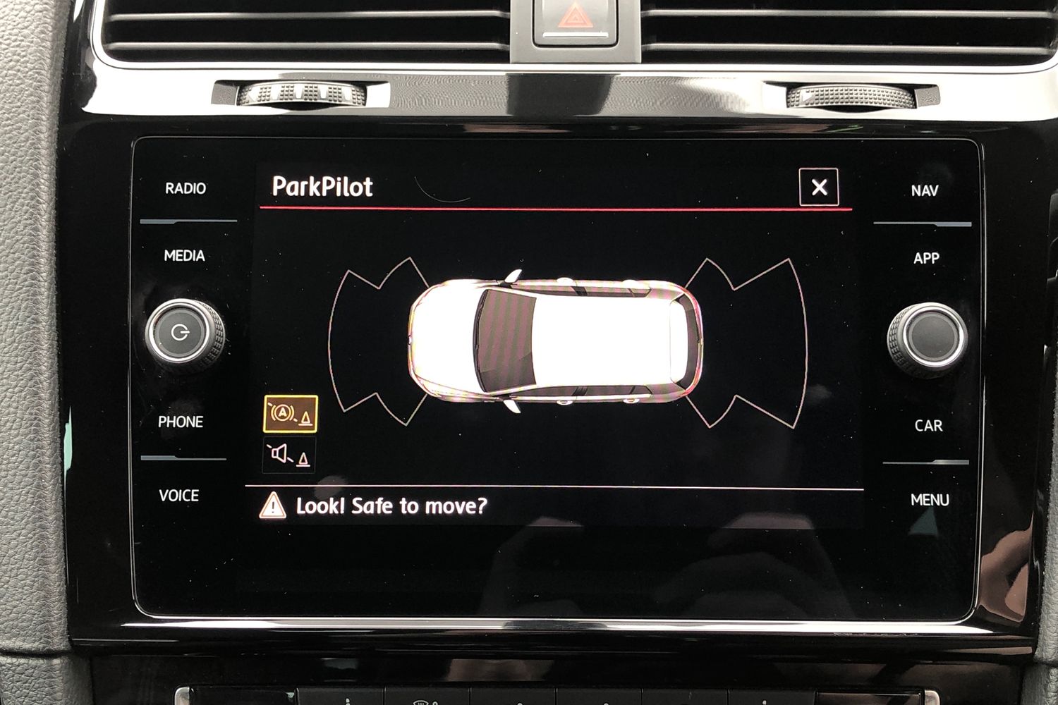 Used Volkswagen Golf 2018 for sale - 76115164: Photo 8