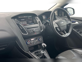 Used Ford Focus 2016 for sale - 78268413: Photo