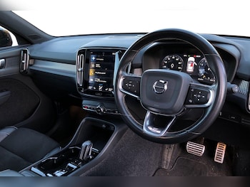 Used Volvo XC40 2019 for sale - 76546123: Photo