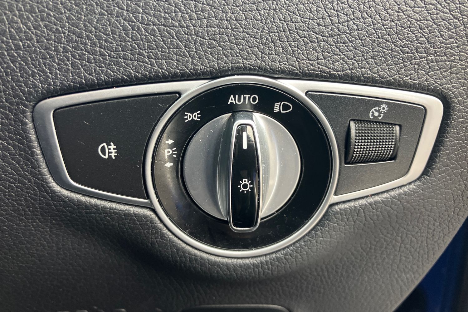 Used Mercedes-Benz E Class 2020 for sale - 76610985: Photo 17